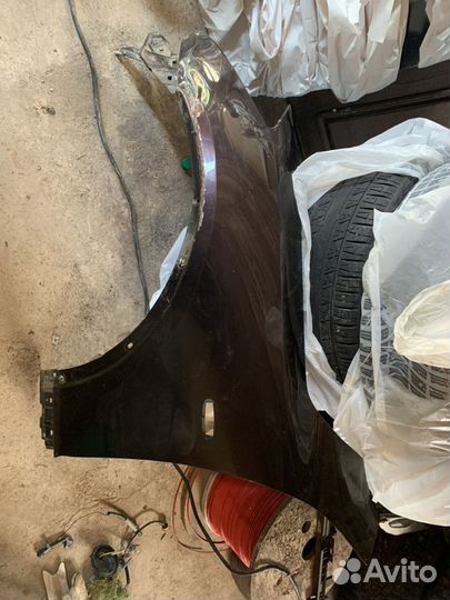 Крыло переднее левое Инфинити ех 35