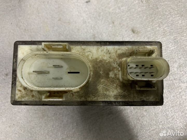 Блок управления вентилятором Volkswagen Golf 3