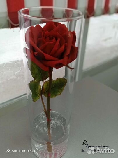 Роза в вазе с имитацией воды хф