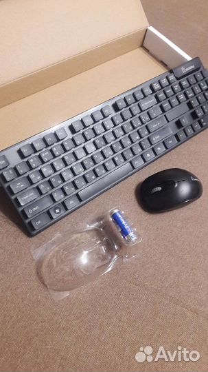 Беспроводная мышь и клавиатура