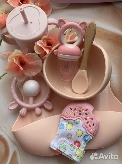 Тарелочка с ложечкой и нагрудником