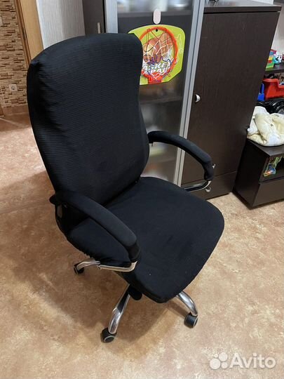 Компьютерное кресло