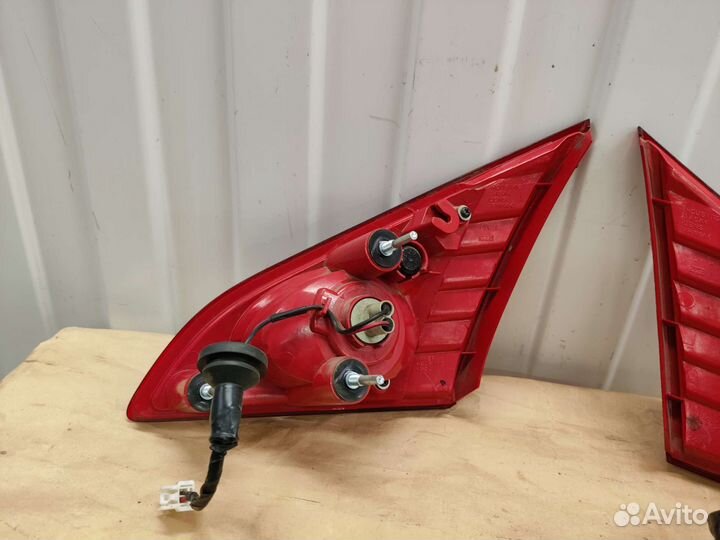 Фонарь крышки багажника Nissan Murano Z51