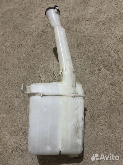 Бачок омывателя toyota allion NZT240; AZT240 и тд