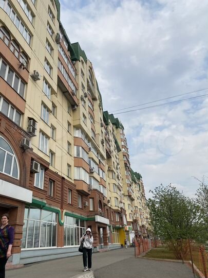 4-к. квартира, 160 м², 8/9 эт.