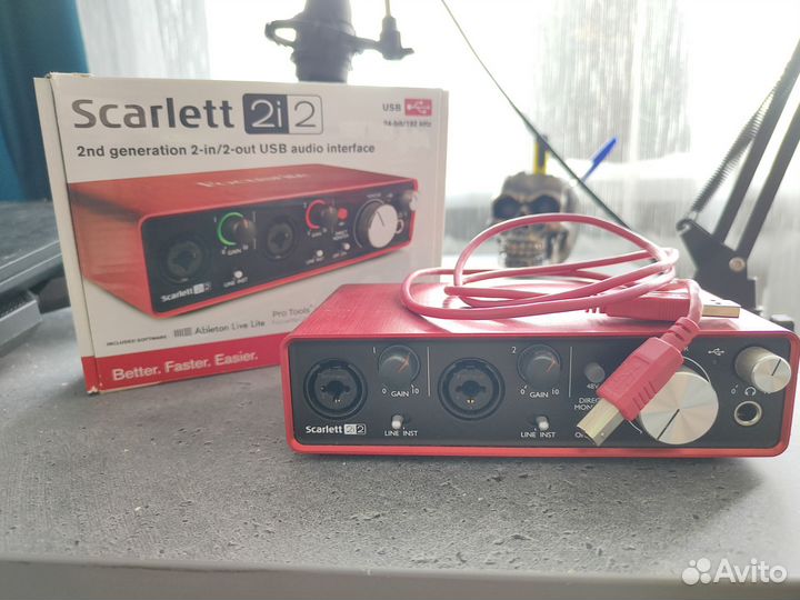 Звуковая карта Focusrite Scarlett 2i2 2nd Gen