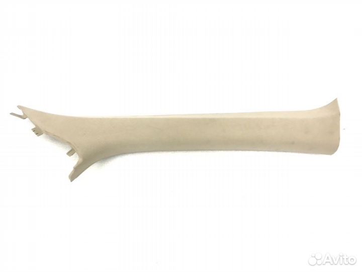 Обшивка стойки передняя правая Mitsubishi