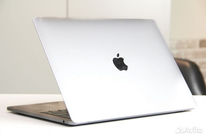 Мощный и экономичный MacBook Air 13