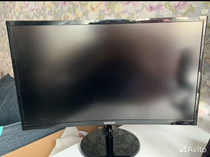 Монитор samsung c24f390fhi