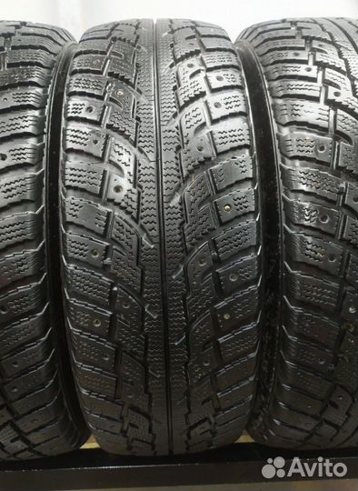 Kumho I'Zen RV Stud KC16 215/60 R17 99W