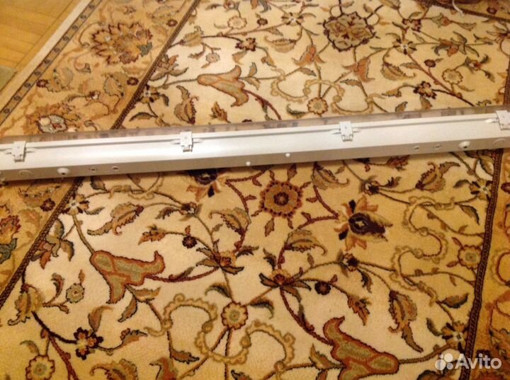 Светильник люминесцентный Сербия