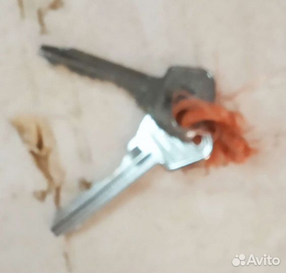 Металлическая дверь