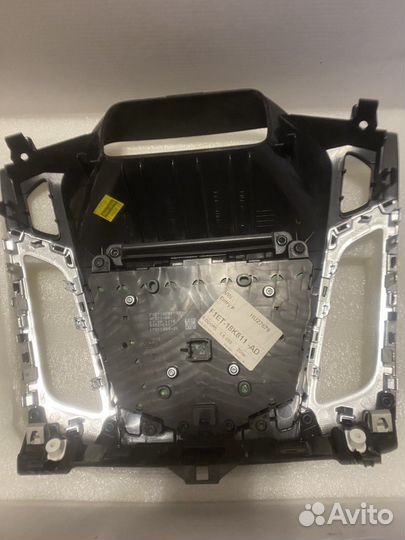 Автомобильная мультимедийная навигационная