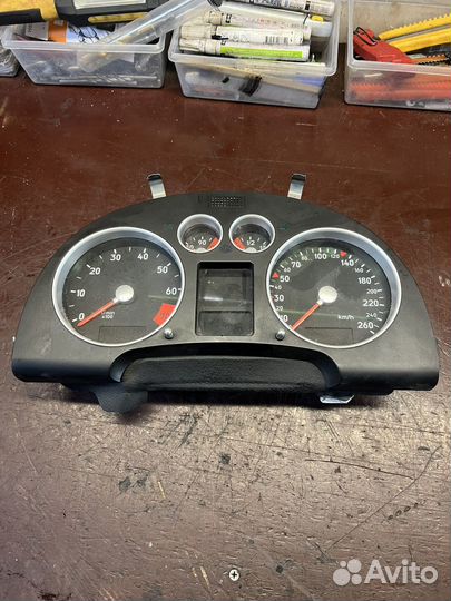 Audi TT 8N Приборка 1.8т AJQ