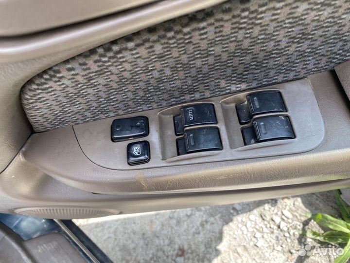 Блок стеклоподъемников Toyota Corolla AE110