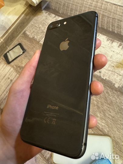 iPhone 8 Plus, 64 ГБ