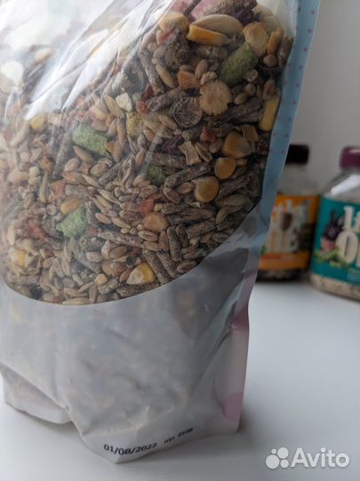 Корм для кроликов и лакомства