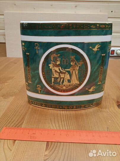 Египетская ваза фарфор