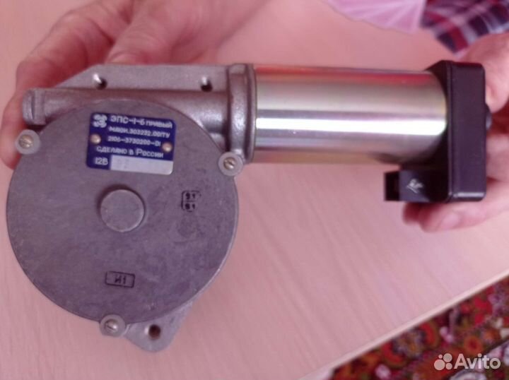 Редуктор стеклоподьемника 4 шт