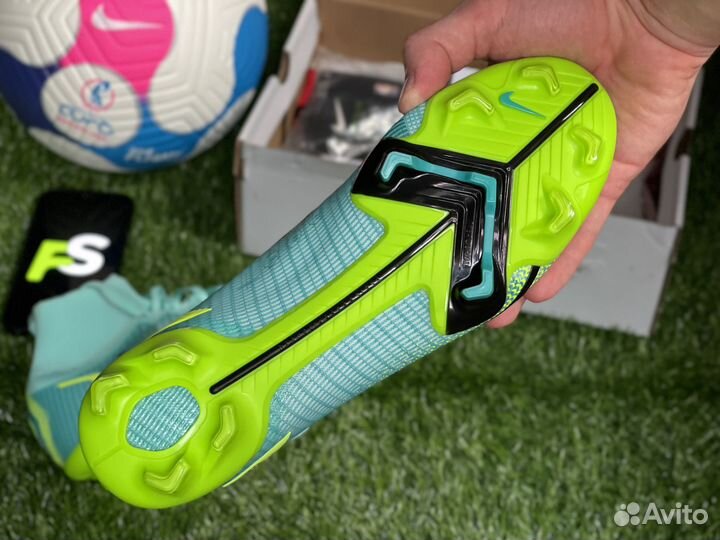 Футбольные бутсы Nike Mercurial Superfly