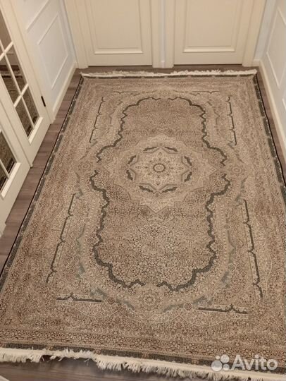 Продам ковер бу