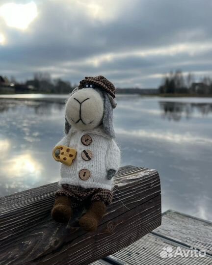 Валяная игрушка баран Леонид