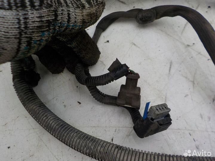 Проводка моторного отсека на Peugeot 307