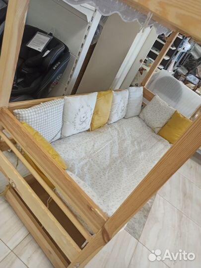 Детская деревянная кровать домик 160*70