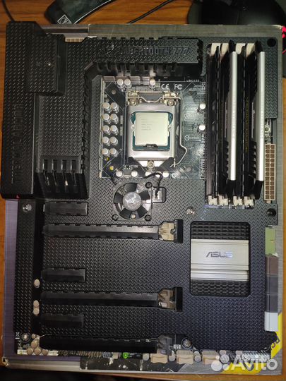 Комплект asus sabertooth Z77 i7-3770k 16gb DDR3 21