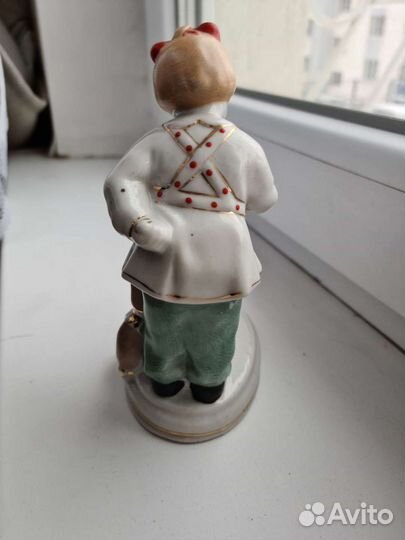 Фарфоровые статуэтки лфз