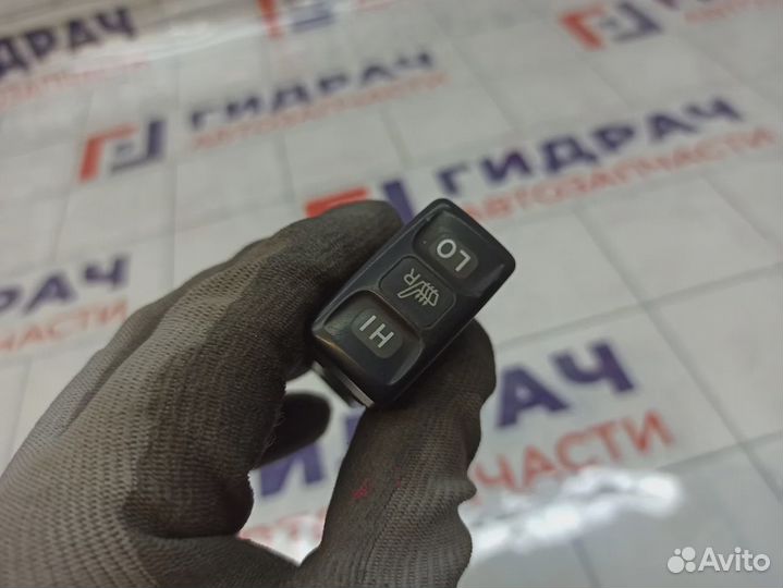 Кнопка обогрева сиденья переднего правого Toyota Land Cruiser (J100) 84751-60090