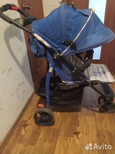 Коляска прогулочная