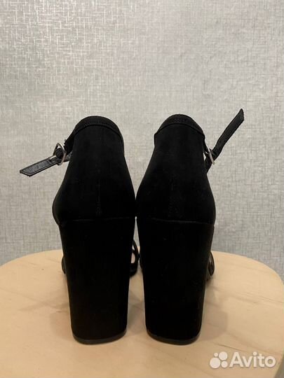 Босоножки женские 40 размер черные