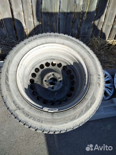 Pirelli Formula Ice 185/65 R15 88T