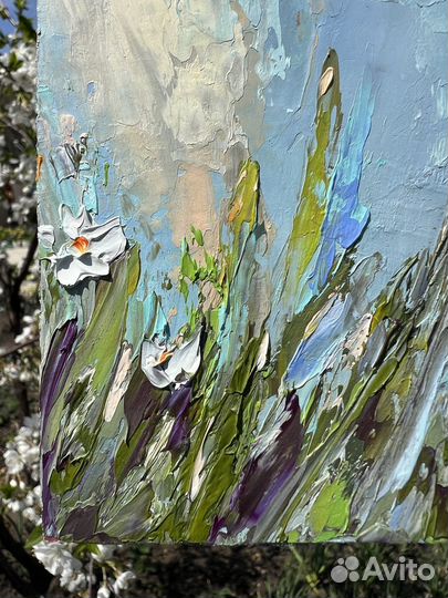 Картина Персиковые ирисы 15х24см маслом на картоне