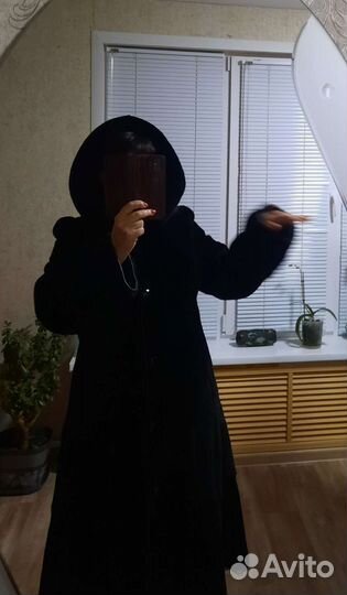 Шуба мутоновая с капюшоном 46 48
