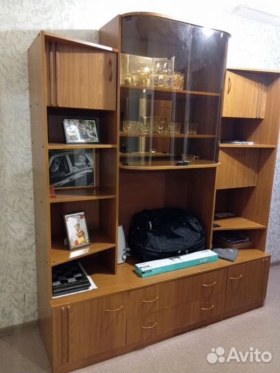 Буфеты и серванты