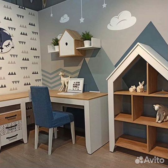 Детский стеллаж домик