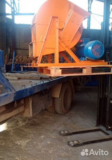 Рубительная машина для щепы (вх 600)