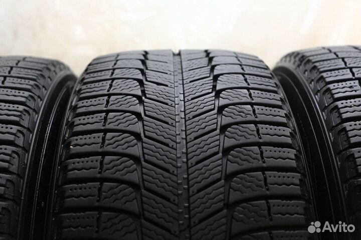 Michelin X-Ice 215/55 R17 98H