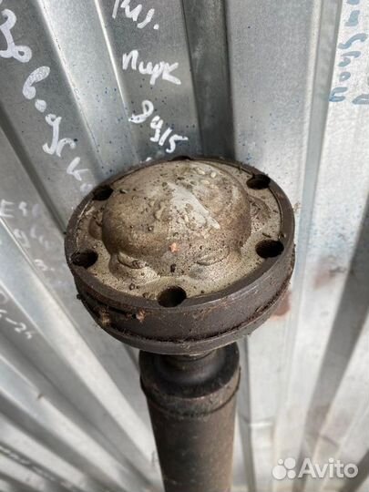 Карданный вал АКПП BMW E60 26107573575