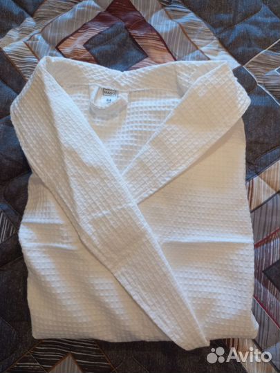 Халат белый.Бронь