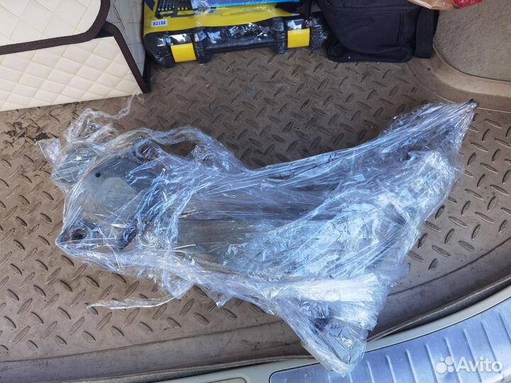 Рычаг передний правый Infiniti QX70/FX