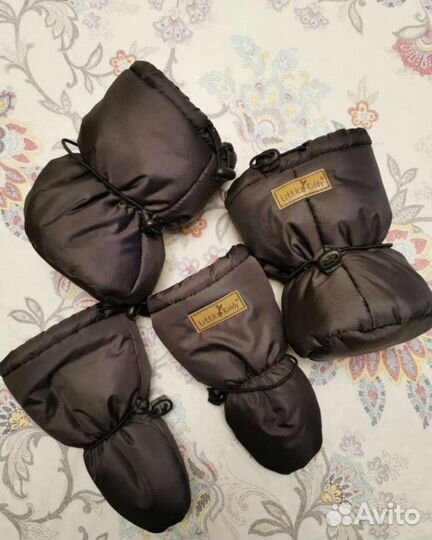 Варежки и пинетки для малышей