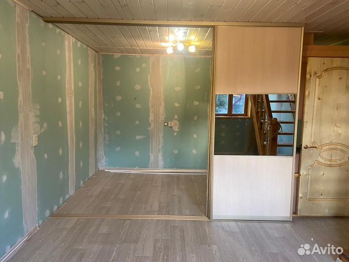 Двери-купе с зекралом