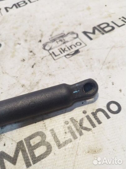 Амортизатор капота правый Mercedes Gl X164