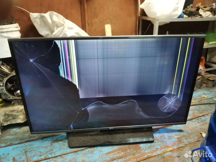 Телевизор LG 43LF570V