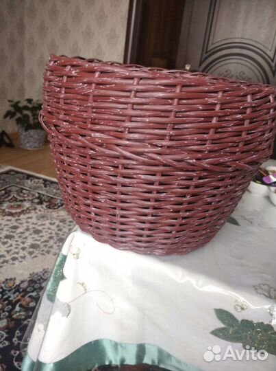 Корзина плетеная