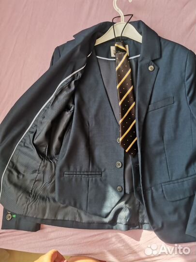 Пиджак для мальчика 140