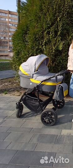 Продам коляску 2 в 1